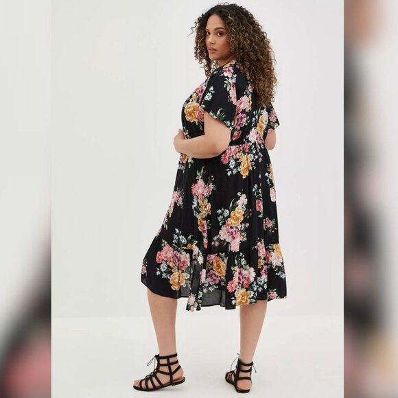 Torrid Floral Tie Waist Kimono - Picture 2 of 10